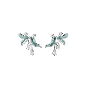 Boucles d'oreilles fleurs de style coréen avec zircone et émail bleu élégant