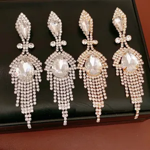 Élégantes Boucles d'Oreilles Gland en Cuivre Strass Goutte d'Eau pour Femmes Luxe Style Palais Tige en Argent Bijoux de Mariage