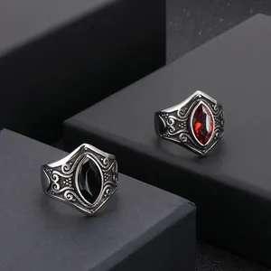 Bague pour Homme Vintage en Acier Inoxydable avec Gemme en Verre Forme Larme Punk Vieilli Gravé Floral Bijoux