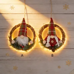 Décorations Suspendues Couronne En Rotin Gnome De Noël Poupée Sans Visage Chapeau À Carreaux Pour Décoration De Sapin