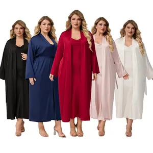 Set camicia da notte e vestaglia in raso taglie forti in cinque colori vivaci