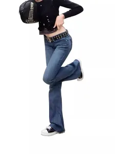 Retro Slim Fit Schlagjeans für Damen aus dunkelblauem Denim im Y2K Modestil Design