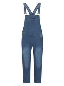 Salopette en jean bleu vintage avec coupe droite et bretelles à boucles métalliques