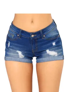 Pantaloncini di jeans da donna lavaggio scuro con orlo risvoltato e dettagli strappati