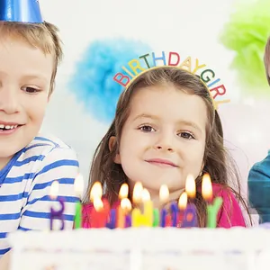 Serre-tête Birthday Girl doré avec lettres colorées pour fête d'anniversaire fille