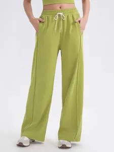 Pantalones de yoga verde aguacate con cintura alta, pierna ancha, cordón y costura frontal