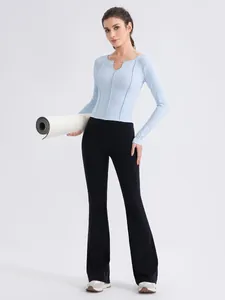 Ensemble haut de yoga à manches longues et pantalon évasé noir pour sport fitness