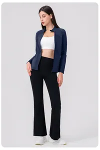 Veste de yoga d'hiver en polaire pour femmes avec fermeture éclair et legging évasé