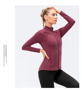 Slim fit burgundy yoga jacket with high neck and front zipper for athletic performance