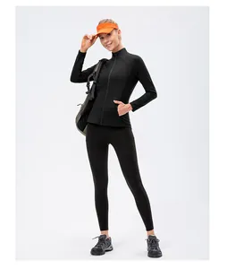 Women's tight-fit yoga jacket and leggings set with high-stretch fabric and zipper detail
