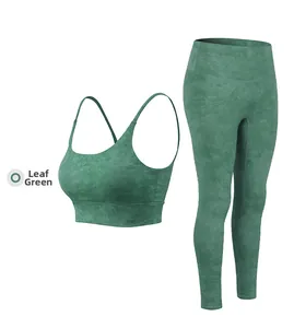 Σετ γιόγκα Leaf Green με αθλητικό σουτιέν με τιράντες και κολάν με ψηλή μέση λεπτομέρεια