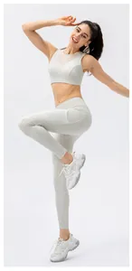 Damen Yoga-Set in Hellgrau mit Mesh-Sport-BH und hoch taillierter, nahtloser Fitness-Leggings
