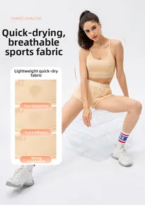 Détail montrant la haute respirabilité et le tissu à séchage rapide du short de sport femme