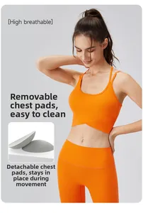 Détail de la brassière de sport orange respirante avec coussinets amovibles et dos croisé