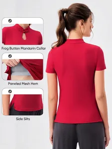 Haut de yoga rouge style chinois avec col à bouton grenouille et détails en maille