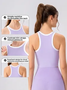 Débardeur de yoga violet clair pour femme avec dos nageur, liseré blanc et bretelles