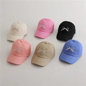 Casquette de baseball pour enfants avec broderie nœud doux en six couleurs