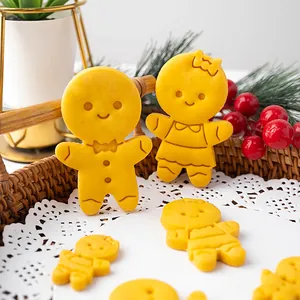 Formine per biscotti natalizi a forma di omino di pan di zenzero per uomo e donna