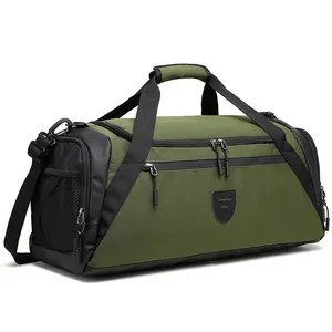 Sac de fitness vert armée avec compartiment à chaussures et bandoulière amovible