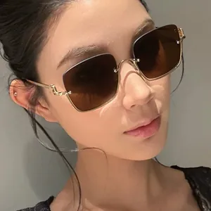 Square Sunglasses Metal Frame Oversized Rimless UV400 Protection Gradient Lenses Vintage Trendy Fashion Eyewear Unisex