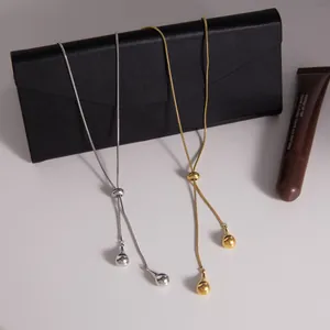Collier en Y minimaliste en acier 18K avec pendentifs goutte réglables en or et argent