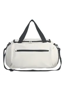 Borsa sportiva versatile bianco sporco con cinturini neri e tasca laterale a rete