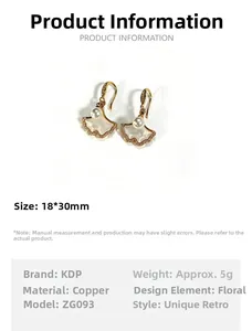 Macro des boucles d'oreilles feuille de ginkgo avec perles et diamants, 18x30mm