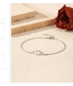 Elegant S925 sterling silver bracelet featuring a marquise-cut moissanite gemstone.