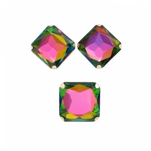 Elegante conjunto de pendientes y anillo de cristal cuadrado arcoíris en oro