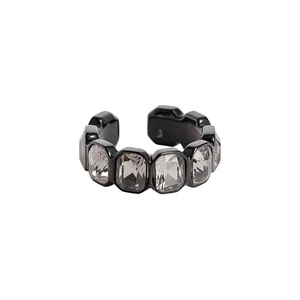 Anello aperto nero minimalista alla moda con pietre di cristallo grigio esagonali
