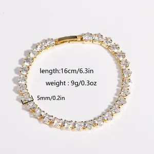 Detail of gold-plated heart bracelet with white zircon and size specs 16cm length