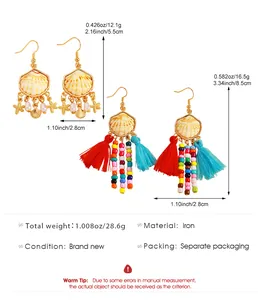 Dimensions détaillées du produit pour les boucles d'oreilles bohème avec pompons