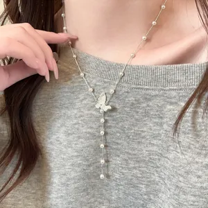 Eleganter Silberner Schmetterling Anhänger Halskette Für Damen Leichter Luxus Nischendesign Künstliche Perle Strass Halskette