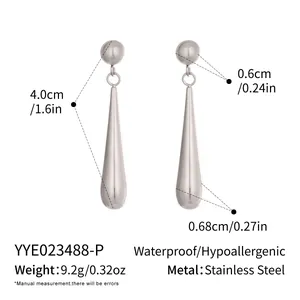 Dimensions détaillées et poids des boucles d'oreilles goutte en acier inoxydable.