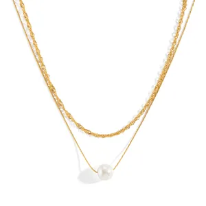Élégant collier double épaisseur en acier inoxydable plaqué or 18 carats avec perle blanche