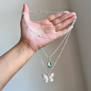 Vintage Stainless Steel Triple Layered Necklace For Women Elegant Green Resin Waterdrop Butterfly Pendant Distressed Choker Jewelry