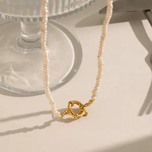 Collier de perles d'eau douce vintage avec fermoir boucle en acier inoxydable doré