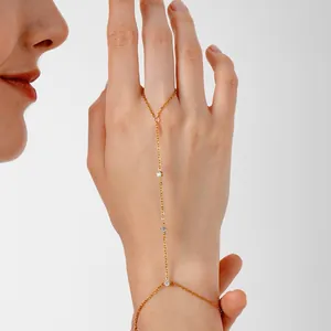 Bracelet bague élégant plaqué or 18 carats avec pierres de zircone brillantes
