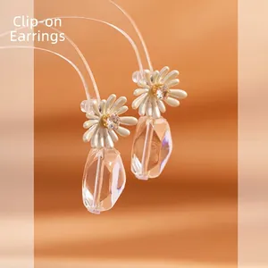 Sweet Daisy Enamel Flower Dangle Earrings With Transparent Crystal Geometric Pendant Earring Post Clip On Women Jewelry
