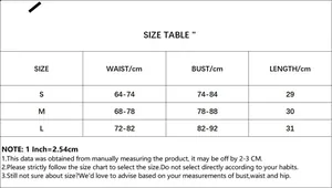 Detaillierte Größentabelle für Schlangenmuster-Bandeau-Top mit Maßen in Zentimetern