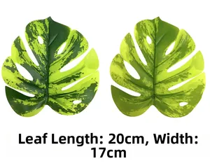 Detaillierte Ansicht künstlicher Monstera-Blätter mit 20 cm Länge und 17 cm Breite