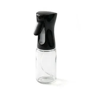 Kitchen oil sprayer bottle for air fryer made of clear glass with ergonomic black pump