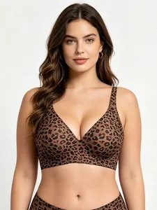 Detail of leopard print seamless deep V-neck bra with soft jelly support and elastic fabric