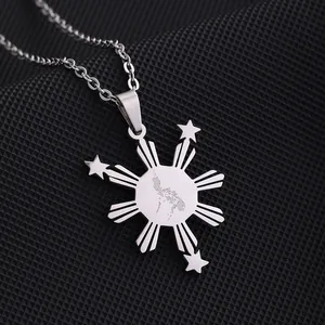 Collier avec pendentif carte des Philippines en argent poli avec soleil et étoiles unisex