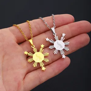 Collier en acier titane avec pendentif carte des Philippines et soleil doré sur main