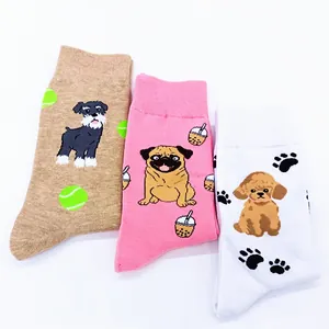 Trois paires de chaussettes mi-mollet avec motifs de chiens mignons et imprimés balles de tennis