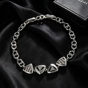 Fashion Zinc Alloy Rhinestone Bracelet For Women Geometric Triangle Pendant Interlocking Circle Chain Personalized Jewelry