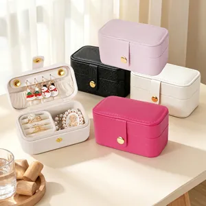 Portable PU Leather Jewelry Box Mini Travel Jewelry Organizer For Rings Earrings Necklaces Case With Button Zipper Closure