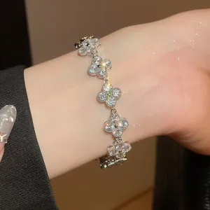 Elegant sparkling silver clover flower bracelet with delicate crystals for women jewelry