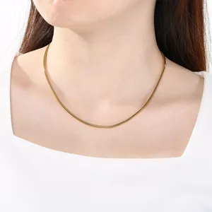 Minimalistische runde Schlangenkette aus Edelstahl in Goldoptik für Damen und Herren